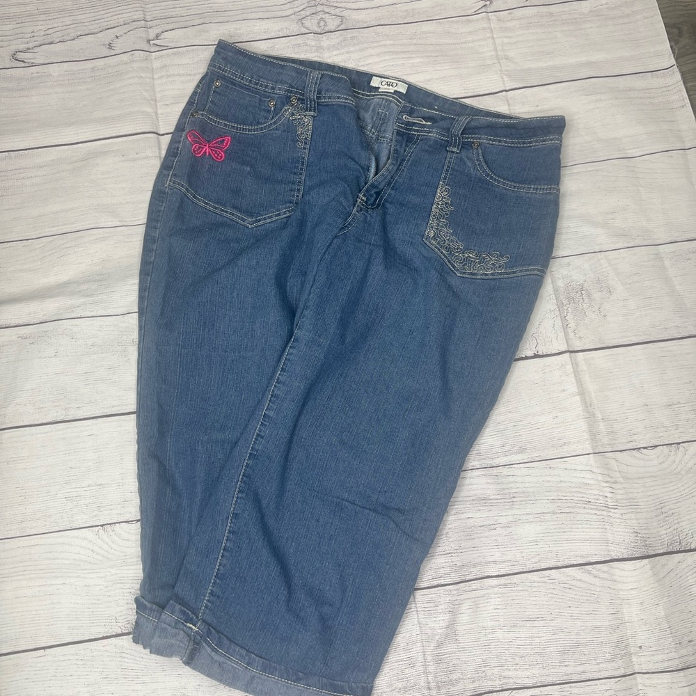 Capris